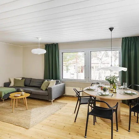 The Luna Lounge, With Sauna Apartamento