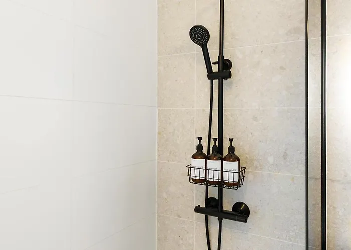 The Luna Lounge, With Sauna 公寓 *