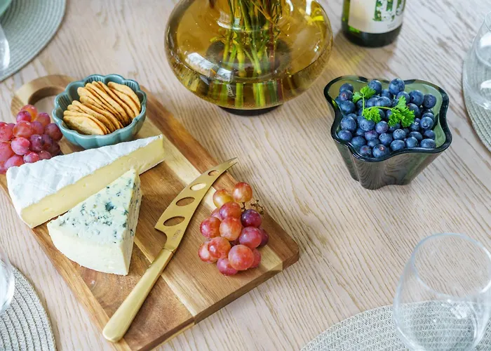 The Luna Lounge, With Sauna 公寓